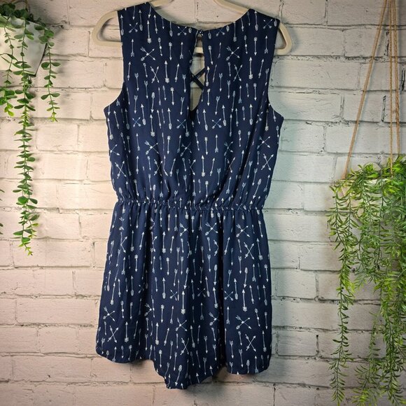 AS U WISH WOMENS SHORT ROMPER NAVY WITH WHITE ARROWS SIZE LARGE EUC - Picture 5 of 6